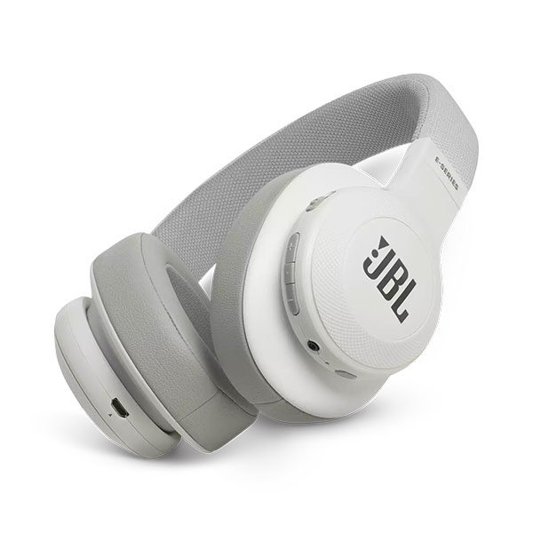 אוזניות JBL E55BT קשת אלחוטיות בעלות צליל מרחבי לבן