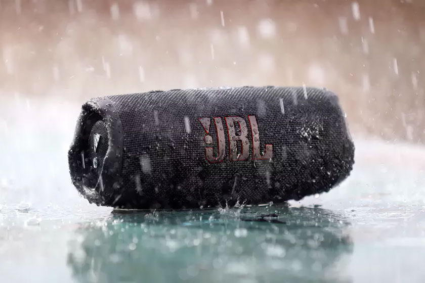 JBL Charge 5