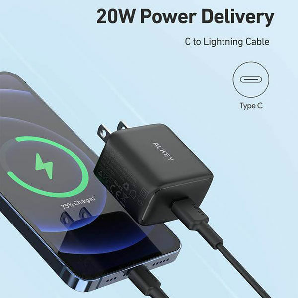 מטען קיר מהיר 20 וואט קומפקטי עם יציאת USB-C שחור AUKEY