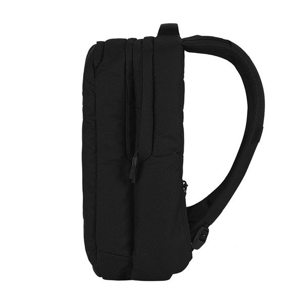 תיק למחשב נייד 16 אינץ' עם 3 תאים Incase City Compact Backpack Diamond Ripstop שחור