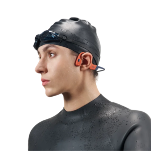 אוזניות OpenSwim Pro אדומות בטכנולוגית הולכת עצם לשחיינים מבית Shokz