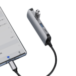 האב USB-C עם 6 חיבורים כולל חיבור RJ45 בעיצוב אלומיניום עמיד Yesido