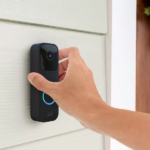 פעמון דלת חכם Blink Video Doorbell עם מצלמת HD ושידור חי דרך Wi-Fi